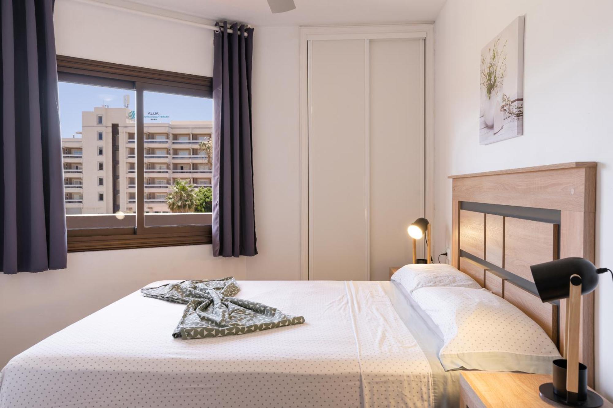 Oceanfront 2 Bedrooms Holiday Home In Tenerife South Сан Мигель Экстерьер фото